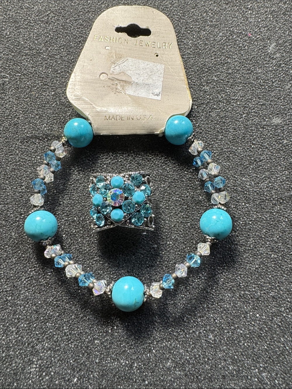 Fashion Jewelry Turquoise Bead Bracelet and Ring Set